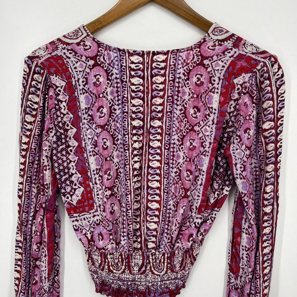 Free People Blouse Women's Size S‎ Purple Long Sleeve V Neck Paisley Wild & Free - Picture 6 of 8